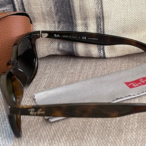⭐️COA⭐️RAY-BAN Polarized Sunglasses w/case & cloth~coolest Vintage frames - Picture 8 of 13
